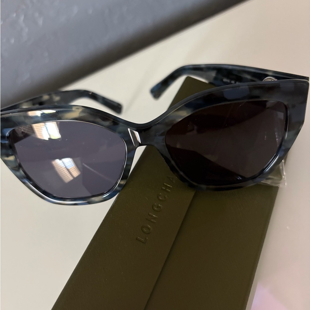 Longchamp Sunglasses, LO741S, NEW - Picture 2 of 7